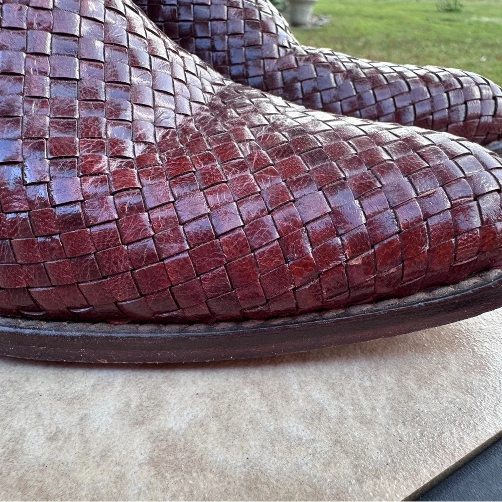 Joan & David Handcrafted brown Leather Footwear Size 6 Ladies ankle boots‎